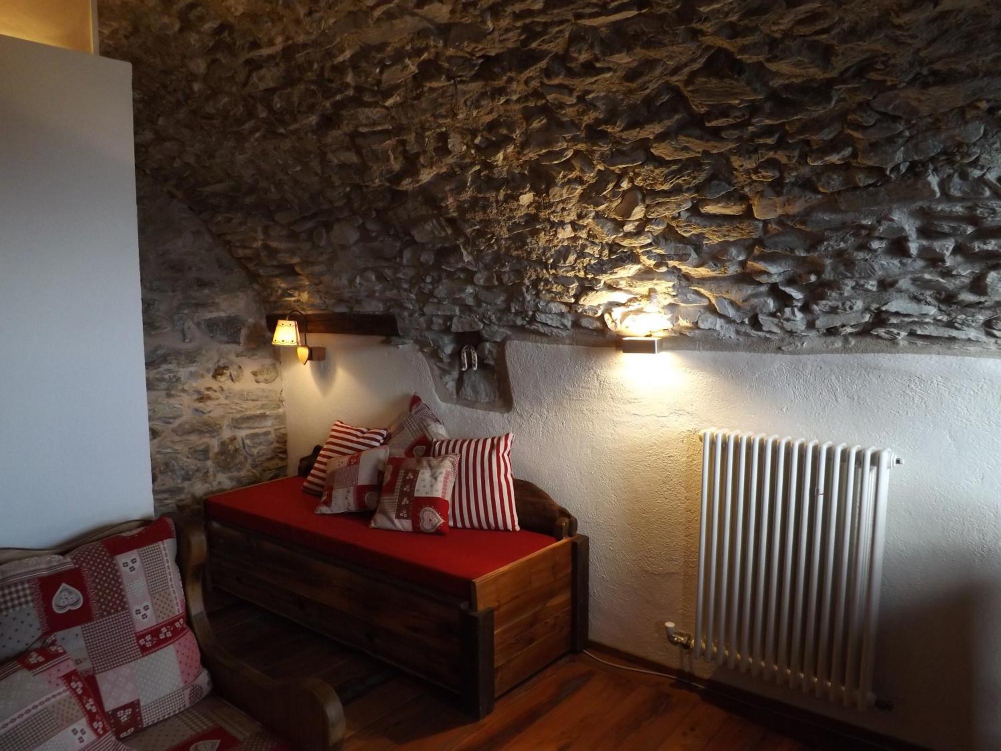 Вилла Chez Tonton Wi-Fi Аоста Экстерьер фото